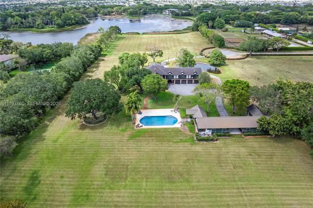 3 of 10 - 8700 Surrey Lane, Boca Raton, FL