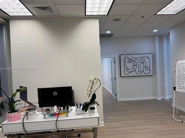5 of 26 - 20900 Ne 30th Avenue #503 + Assigned Parking, Aventura, FL