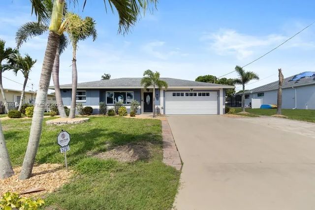 2 of 37 - 5287 Tiffany Court, Cape Coral, FL