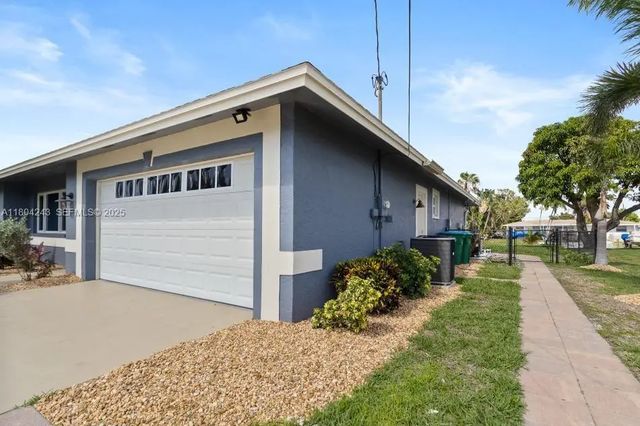 4 of 37 - 5287 Tiffany Court, Cape Coral, FL