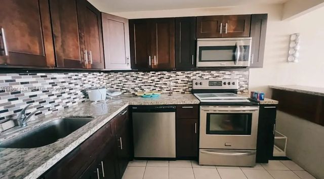 2025 Ne 164th Street #506, North Miami Beach
