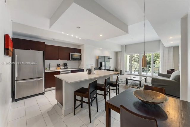5300 Nw 87th Avenue #1513, Doral