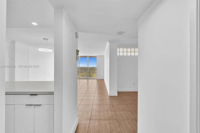2 of 59 - 2801 Ne 183rd Street #1703w, Aventura, FL