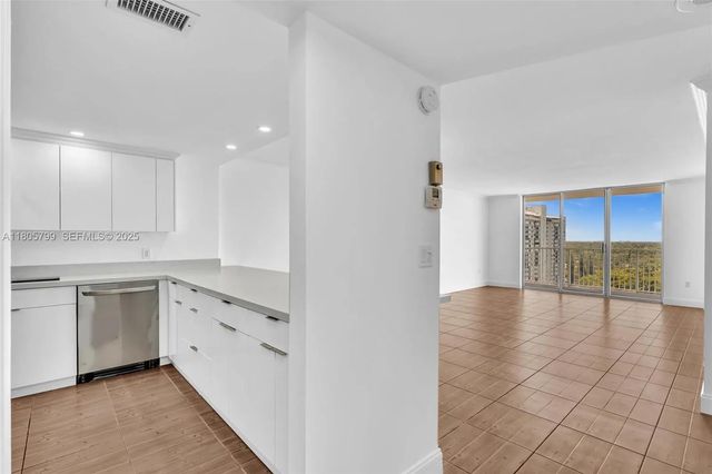 3 of 59 - 2801 Ne 183rd Street #1703w, Aventura, FL