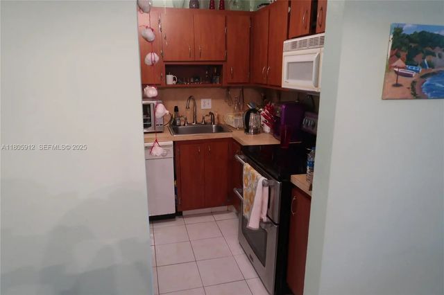 5 of 58 - 700 Layne Boulevard #112, Hallandale Beach, FL