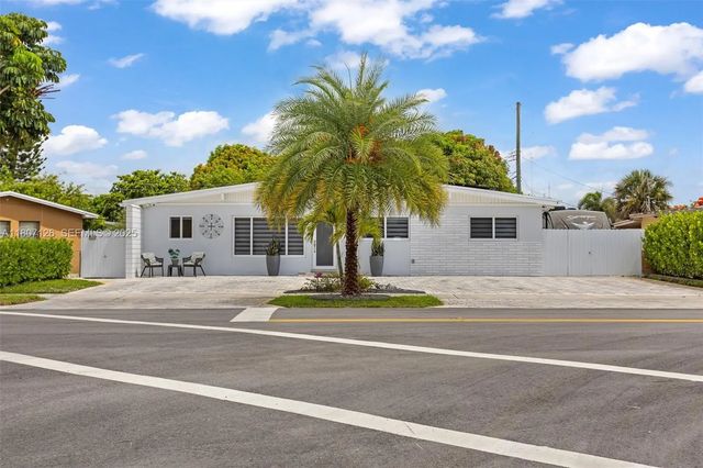 881 Nw 177th Terrace, Miami Gardens