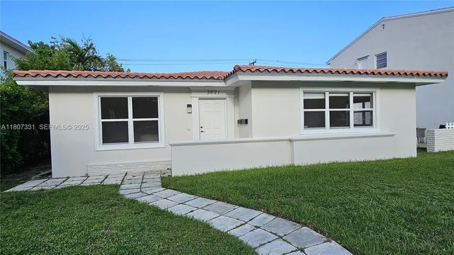 3621 Ponce De Leon Boulevard, Coral Gables