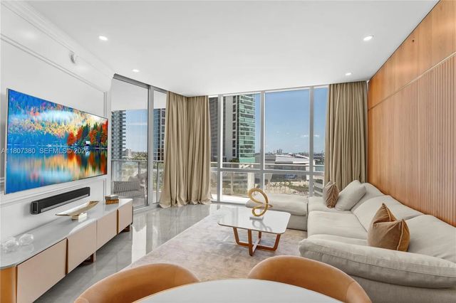 2 of 45 - 851 Ne 1st Avenue #1409, Miami, FL
