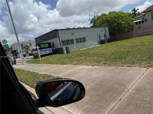 1953 Sw 27th Avenue, Miami