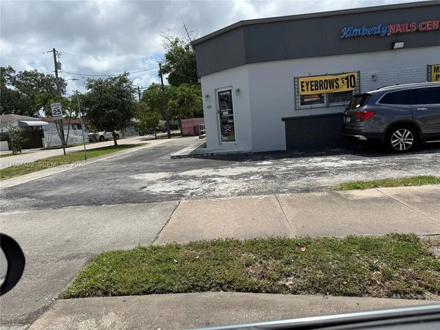 2 of 5 - 1953 Sw 27th Avenue, Miami, FL