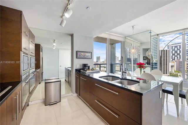 5 of 20 - 485 Brickell Avenue #1604, Miami, FL