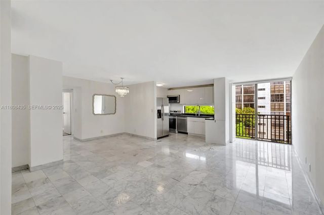 3 of 55 - 16919 N Bay Road #521, Sunny Isles Beach, FL