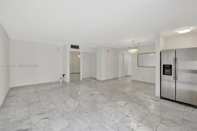 5 of 55 - 16919 N Bay Road #521, Sunny Isles Beach, FL