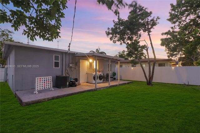 3 of 28 - 6039 Sw 38th Street, Miramar, FL