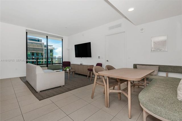 3 of 43 - 159 Ne 6th Street #3205, Miami, FL