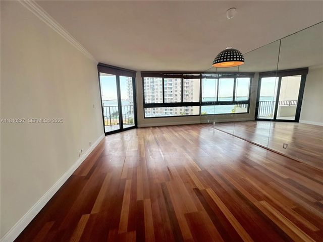 5 of 50 - 520 Brickell Key Drive #a811, Miami, FL