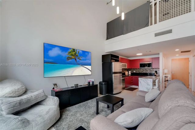 5 of 15 - 244 Biscayne Boulevard #644, Miami, FL