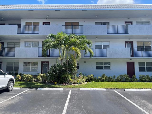 8405 Nw 61st Street #d-109, Tamarac
