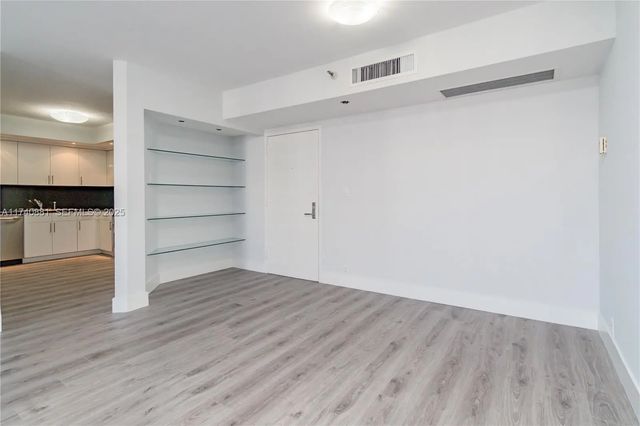 5 of 32 - 3530 Mystic Pointe Drive #1513, Aventura, FL
