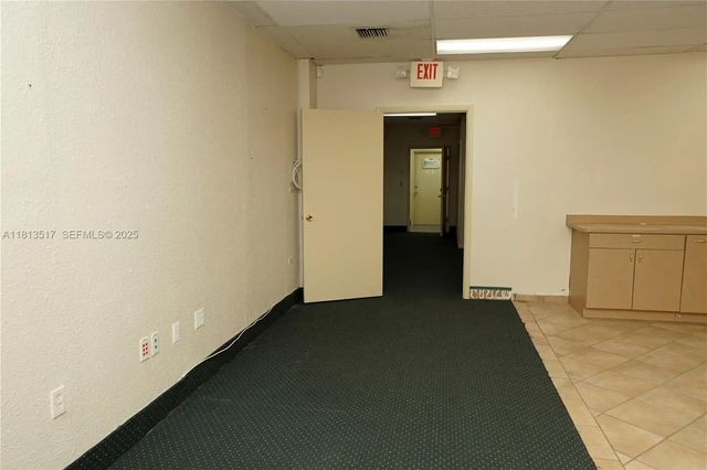 2 of 24 - 8500 Sw 40th Street, Miami, FL