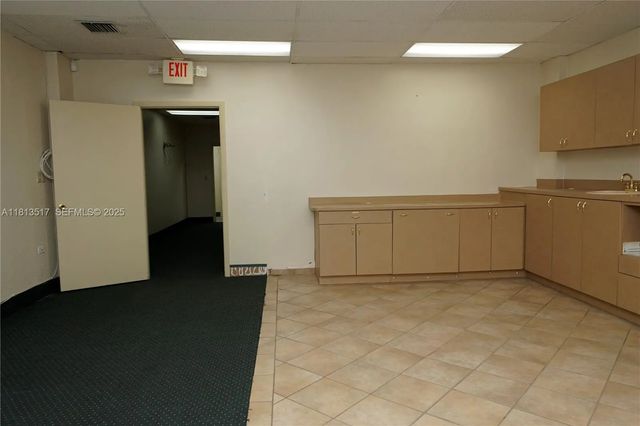 3 of 24 - 8500 Sw 40th Street, Miami, FL