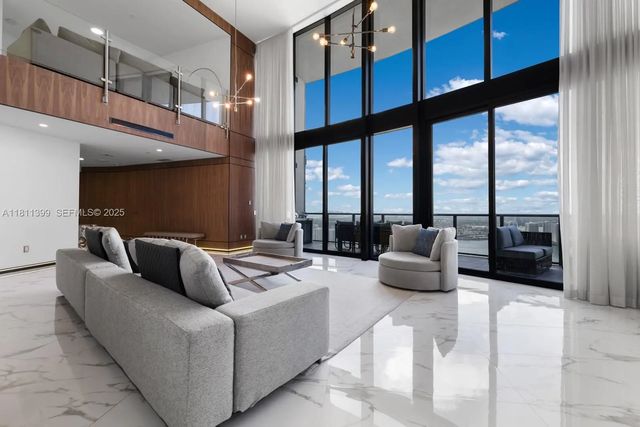 5 of 71 - 18555 Collins Avenue #4603, Sunny Isles Beach, FL