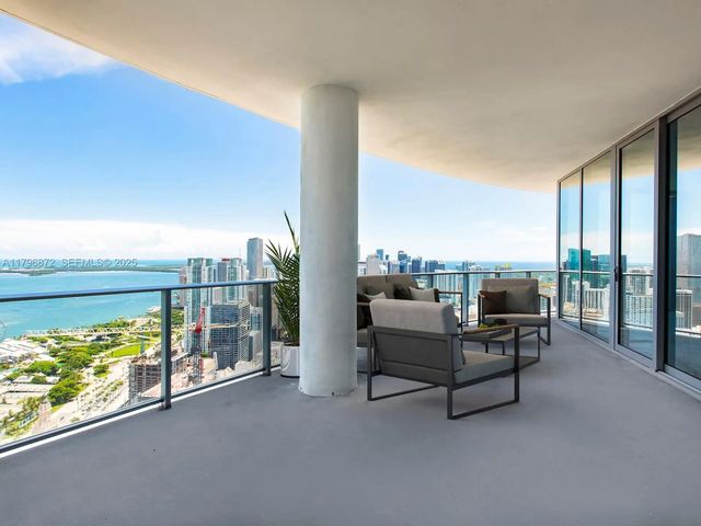 2 of 35 - 851 Ne 1st Avenue #ph5011, Miami, FL