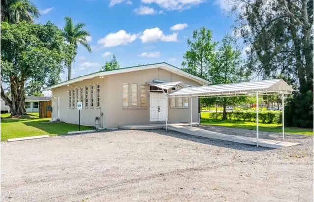 224 Nw G Avenue, Belle Glade