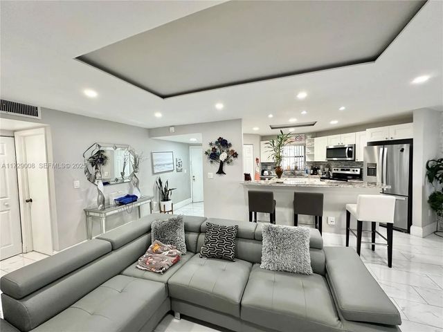 3 of 65 - 6655 W Broward Boulevard #201, Plantation, FL