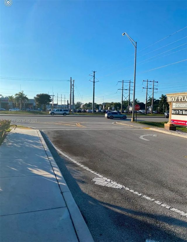 3 of 7 - 5360 S University Drive, Davie, FL