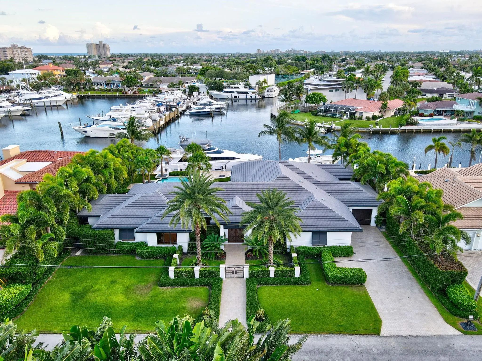 2840 Ne 44th Street, Lighthouse Point