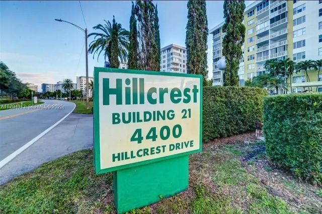 4400 Hillcrest Drive #215-b, Hollywood