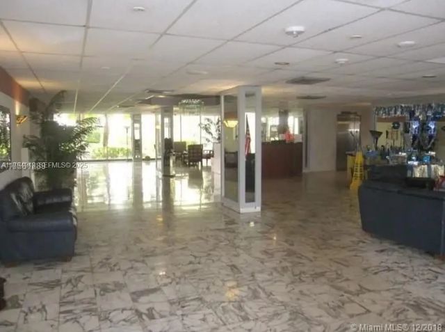 5 of 25 - 4400 Hillcrest Drive #215-b, Hollywood, FL