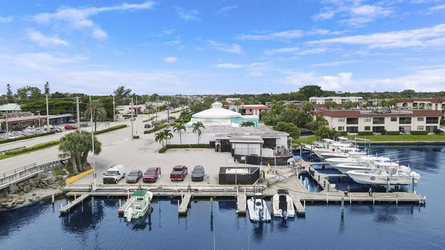 3 of 14 - 631 Northlake Boulevard, North Palm Beach, FL