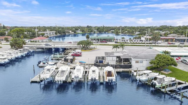 4 of 14 - 631 Northlake Boulevard, North Palm Beach, FL