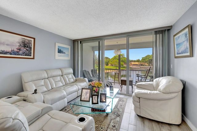 2 of 31 - 5860 Nw 64th Avenue #201, Tamarac, FL