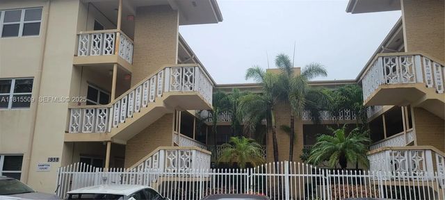 1958 Monroe Street #107, Hollywood