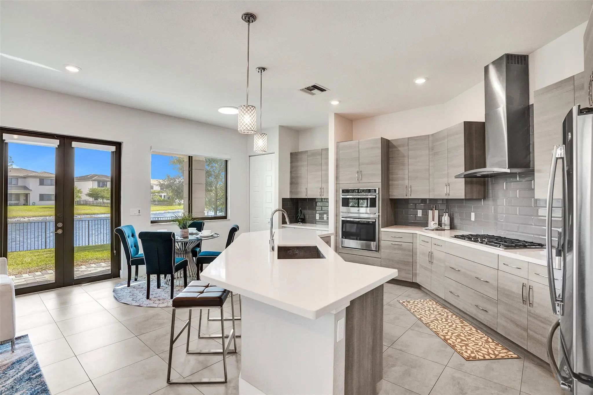 10480 Waves Way, Parkland