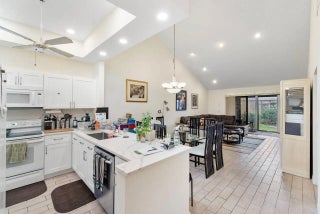 Photo of Listing #R11096450