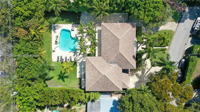 5 of 26 - 31 Island Drive, Key Biscayne, FL