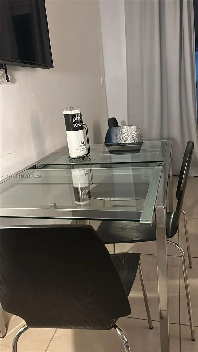 4 of 10 - 19201 Collins Avenue #1139, Sunny Isles Beach, FL