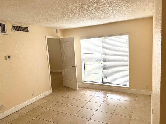 5 of 9 - 4425 Treehouse Lane #a, Tamarac, FL