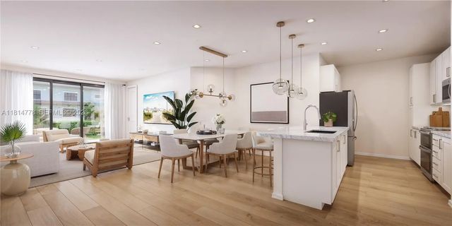 6089 Barbara Circle, Naples