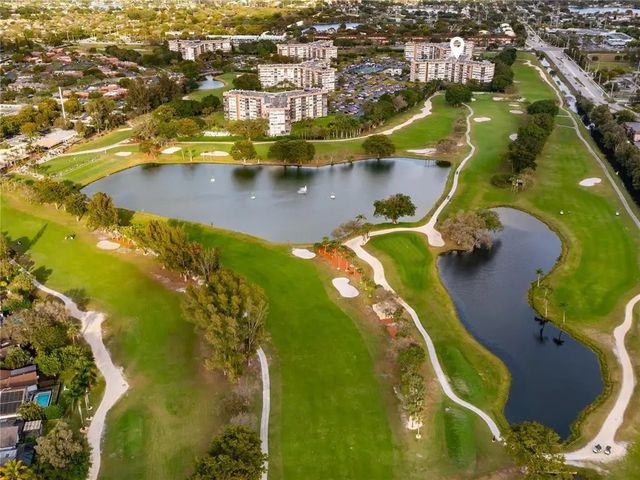 5 of 30 - 1100 Saint Charles Place #521, Pembroke Pines, FL