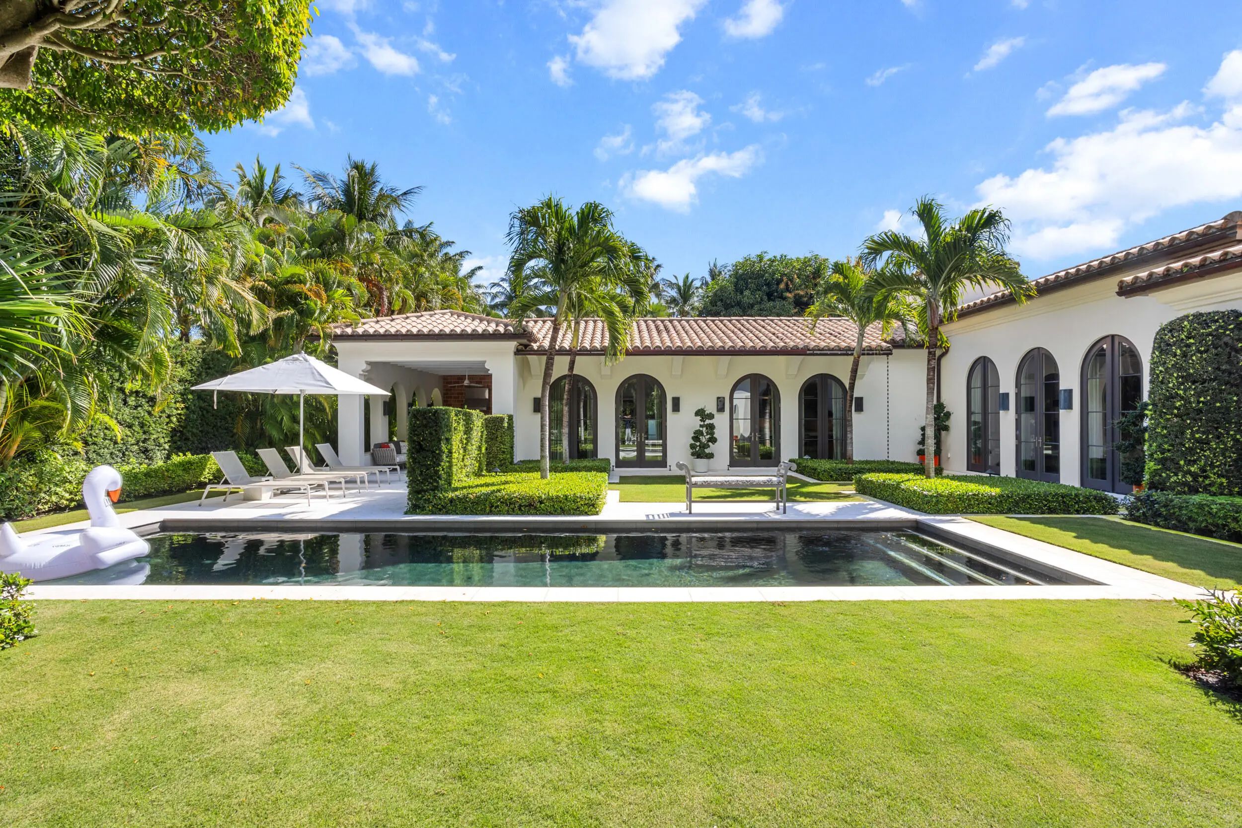 231 Via Las Brisas, Palm Beach