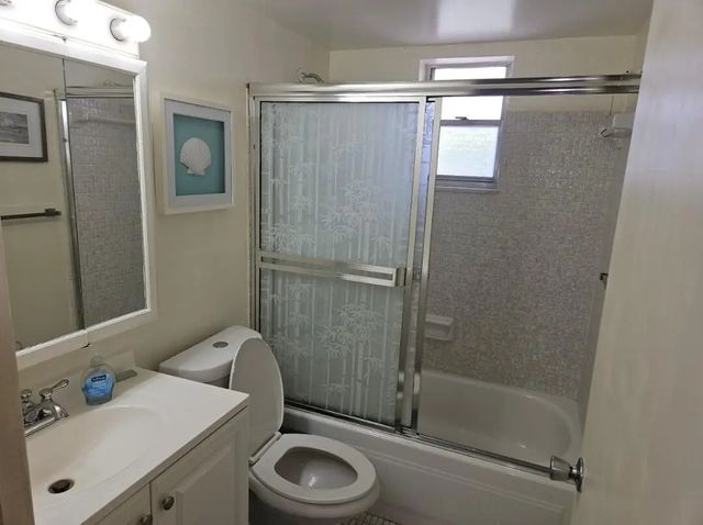 5 of 14 - 2581 N Garden 202 Drive N #202, Lake Worth, FL