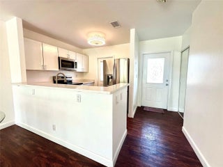 Photo of Listing #F10504233