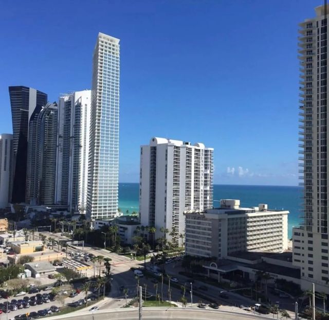 2 of 9 - 150 Sunny Isles Blvd Isle #1802, Sunny Isles Beach, FL