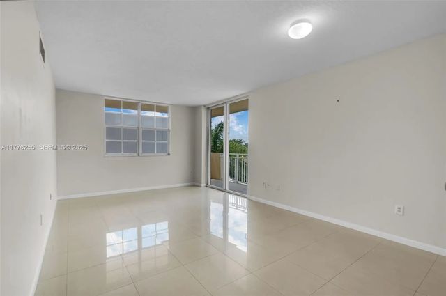 4 of 20 - 215 Sw 42nd Avenue #402, Miami, FL