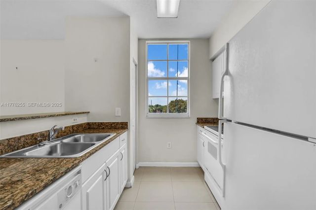 5 of 20 - 215 Sw 42nd Avenue #402, Miami, FL